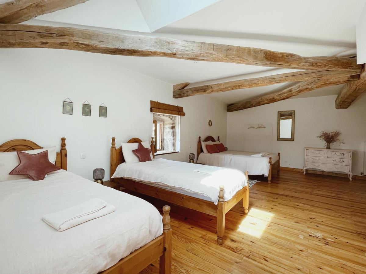 فيلا L'Ancien Relais De Poste*** Saint-Dier-dʼAuvergne المظهر الخارجي الصورة